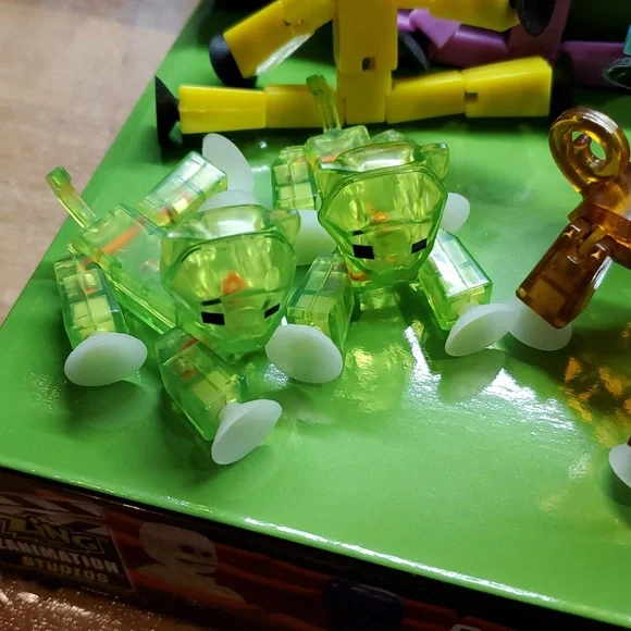 StikBot Collection with StikBot Studio - Picture 2 of 15